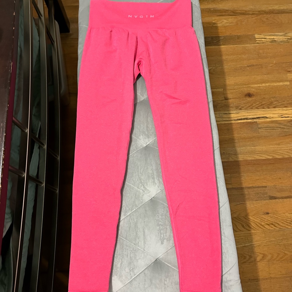 NVGTN Hot Pink High-Waist Leggings